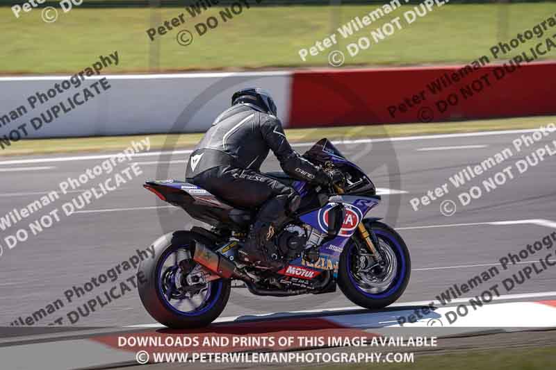 donington no limits trackday;donington park photographs;donington trackday photographs;no limits trackdays;peter wileman photography;trackday digital images;trackday photos
